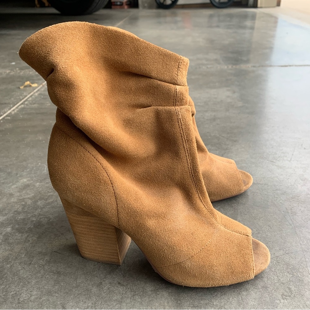 Chinese Laundry Break Up suede bootie
